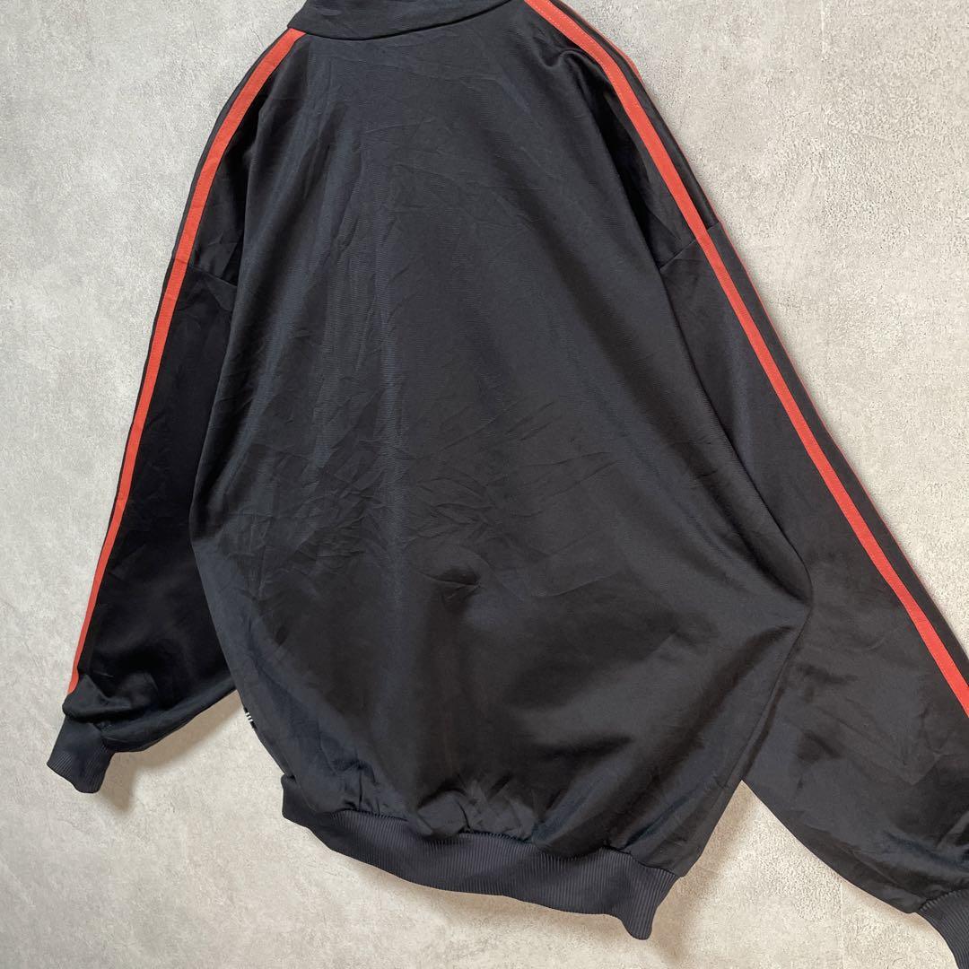 古着 90s アディダス トラックジャケット 万国旗 ブラック 黒 朱色 長袖
