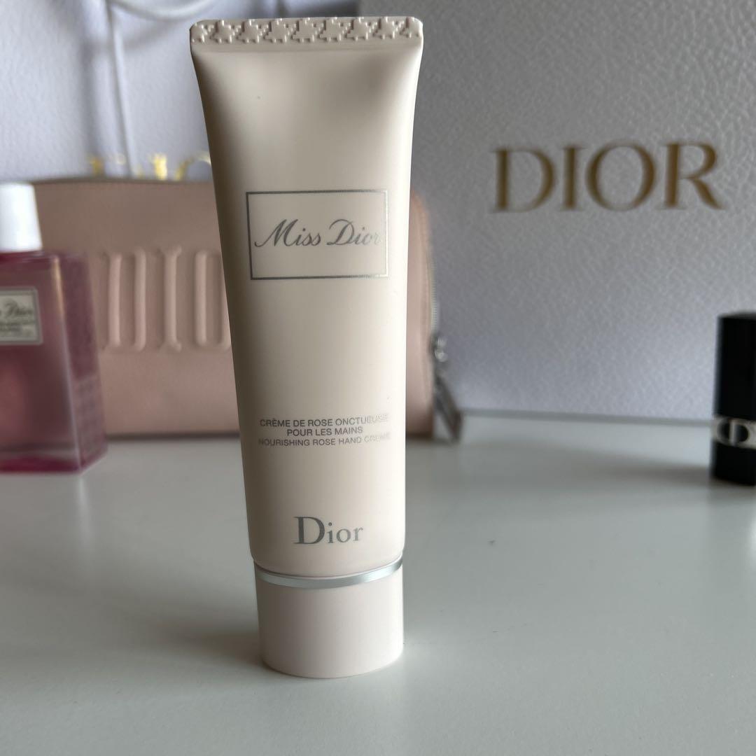 Dior ピンク