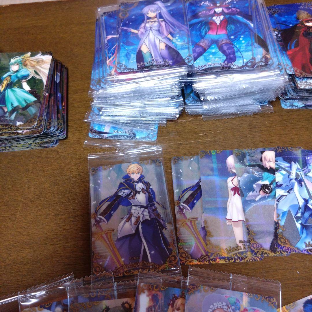 FGO ウエハース　大量約270枚まとめ売り FGO ウエハース 大量約270枚まとめ売り - メルカリ