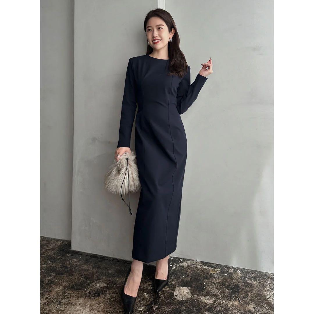 ネイビー ステッチワークコクーンワンピース