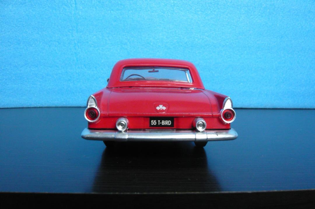 REVELL 1/18 THUNDERBIRD レッド