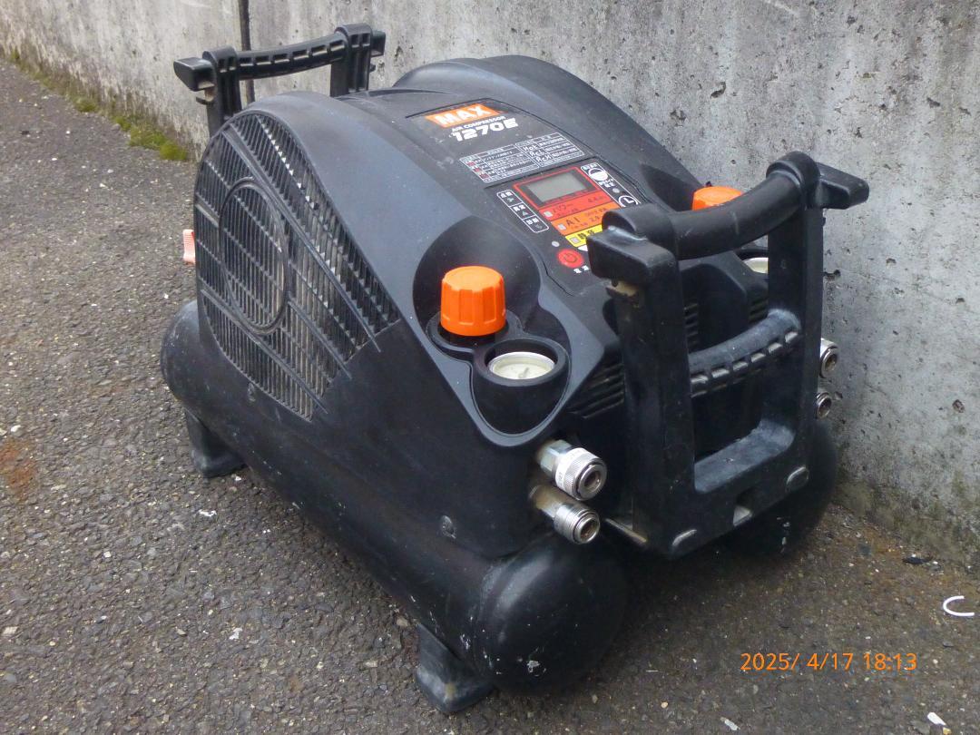 MAXエアコンプレッサ　AK-HH1270E　整備済み一部難品