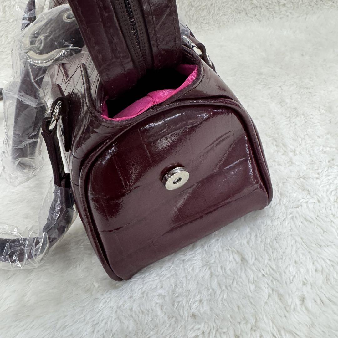 GUESS ゲス クロコダイル風 型押しハンドバッグ y2k 未使用品 GUESS ゲス クロコダイル風 型押しハンドバッグ y2k 未使用品