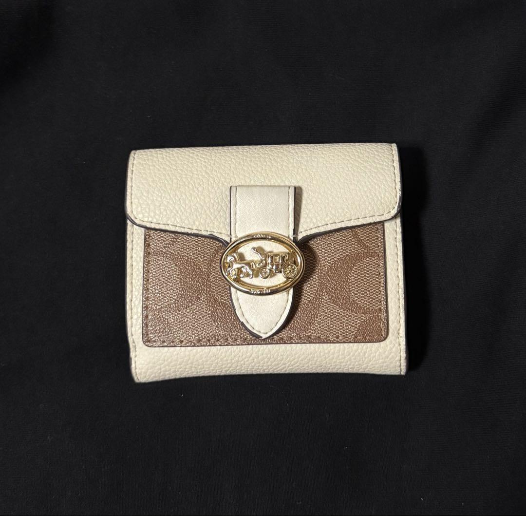 COACH 二つ折り財布