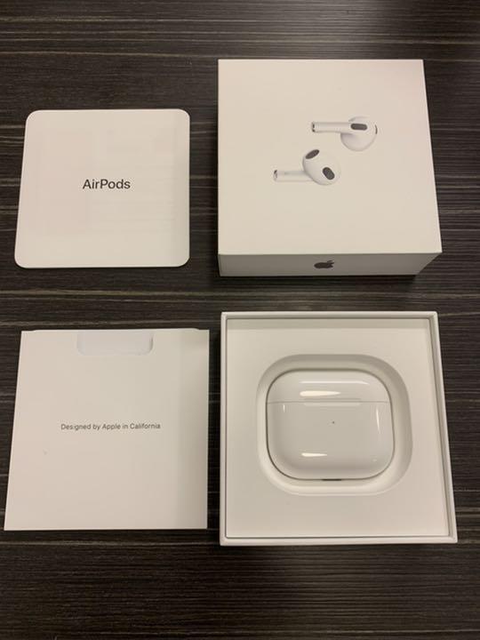 超美品 Apple Airpods (第3世代) MME73J/A アップル エアポッズ