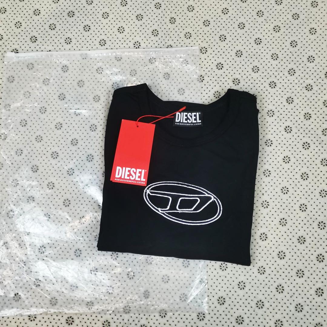 送料関税込み☆DIESEL ロゴ クルーネック Tシャツ DIESEL (ディーゼル) ロゴプリント クルーネック 半袖 Tシャツ T