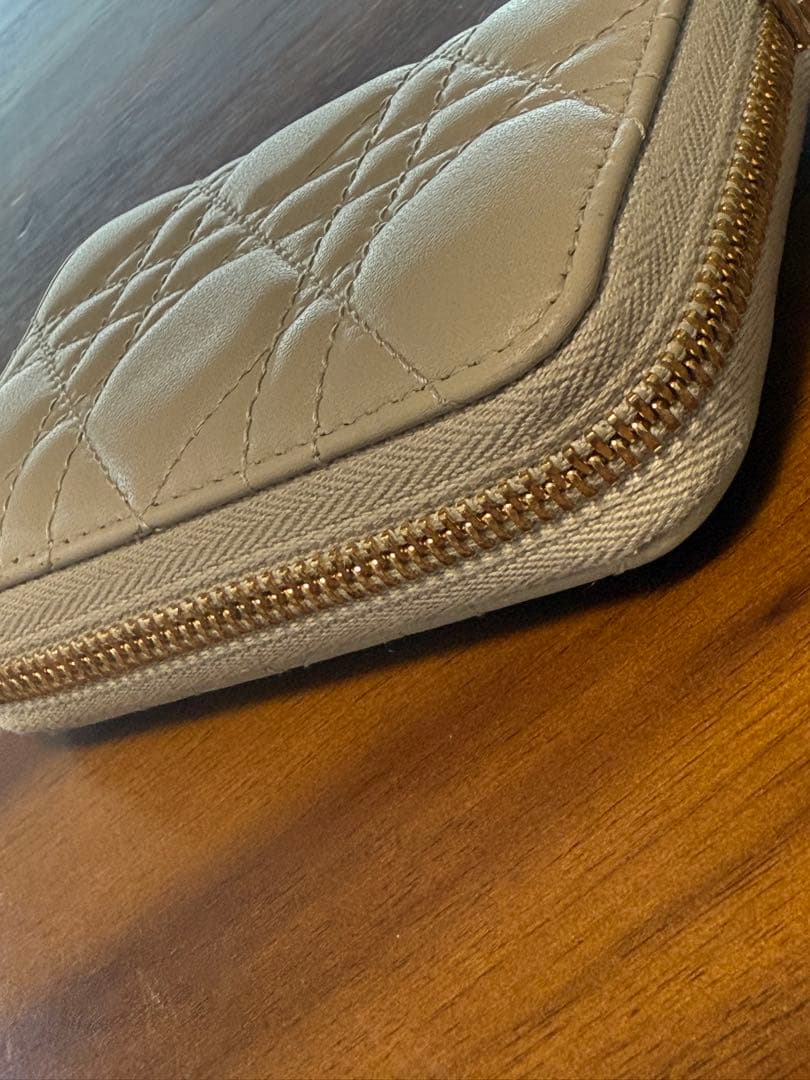 DIORレディディオール　コインケース　ベージュ　ラウンドファスナー　美品