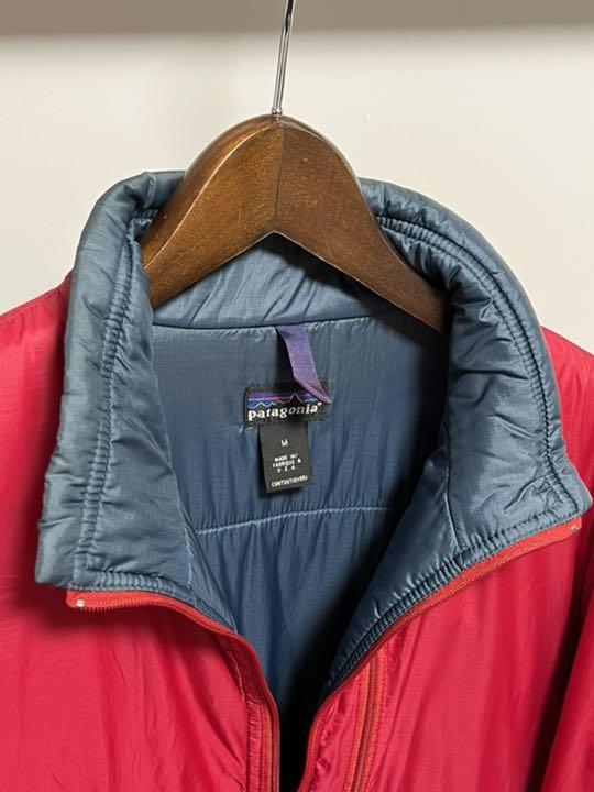 レッド系,M競売 PATAGONIA パフボール プルオーバー M レッド 中古品
