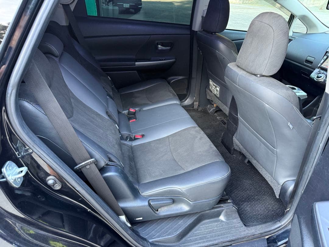 プリウスα 後期　モデリスタ Gグレード　車体