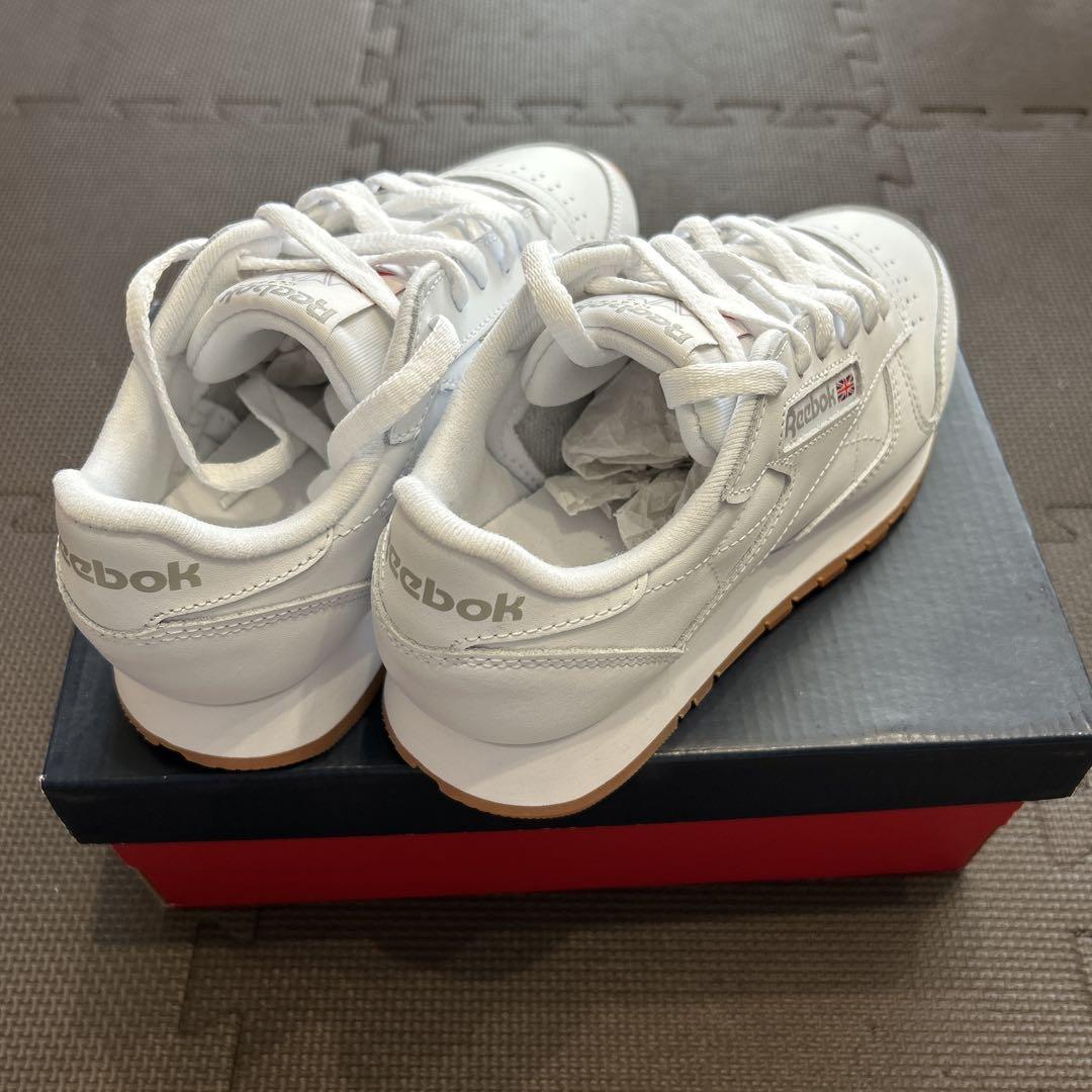 ※新品・未使用【Reebok】クラシックレザー 23.5㎝