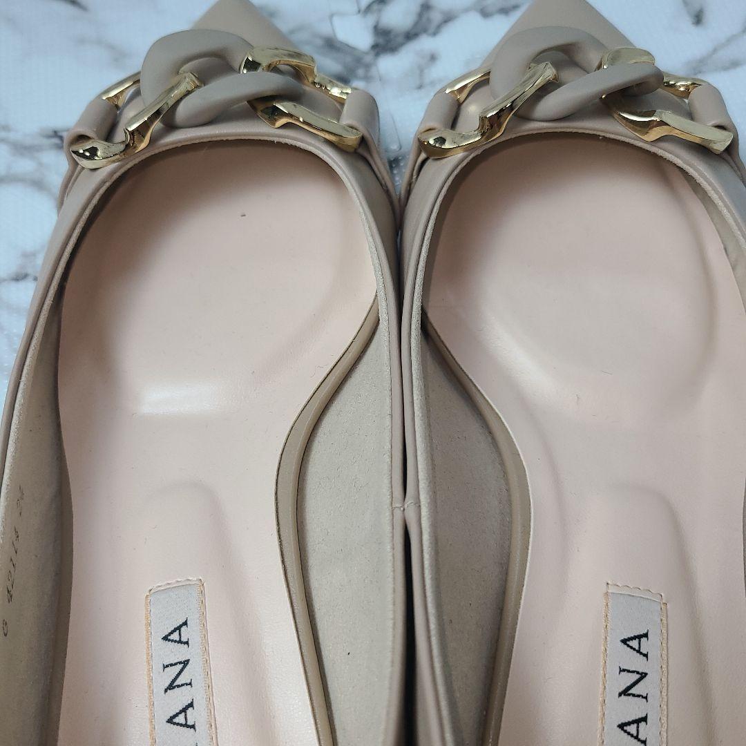 DIANA パンプス フラット ベージュ ポインテッドトゥ 金具 24㎝