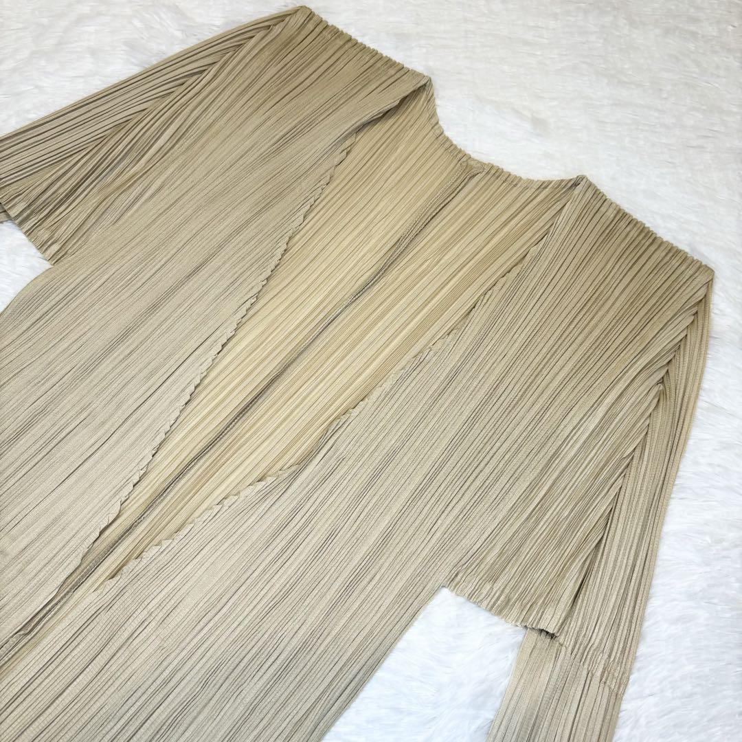 極美品　pleats please 羽織　カーディガン　ジャケット　ベージュ　3 PLEATS PLEASE ISSEY MIYAKE(プリーツプリーズイッセイミヤケ