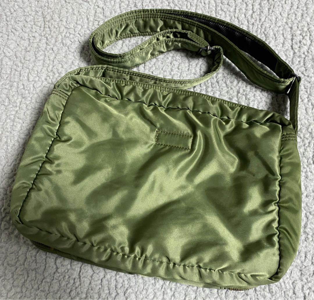 特別プライス 希少 美品 PORTER TANKER SHOULDER BAG L Green