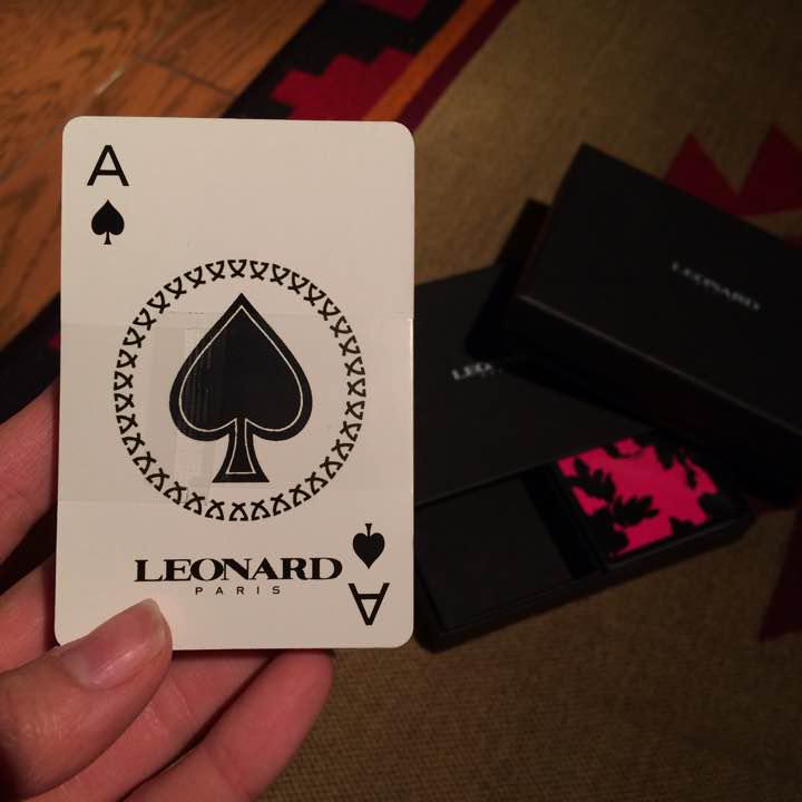 メルカリ 未使用 Leonard レオナード トランプ ブランド ハイブランド オシャレ トランプ Uno 1 0 中古や未使用のフリマ メルカリ 未使用 Leonard レオナード トランプ ブランド ハイブランド オシャレ トランプ Uno 1 0 中古や未使用のフリマ
