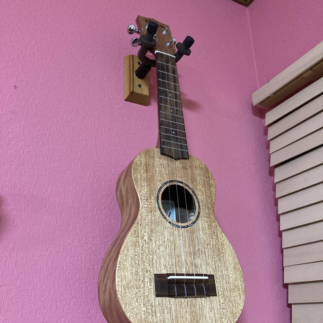 ウクレレ　Uma ukulele ukー05SS