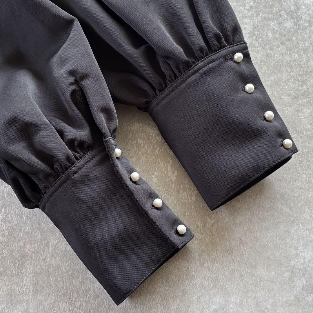 極美品 ツルバイマリコオイカワ 24AW 定価2.7万 Quinn ブラック　黒