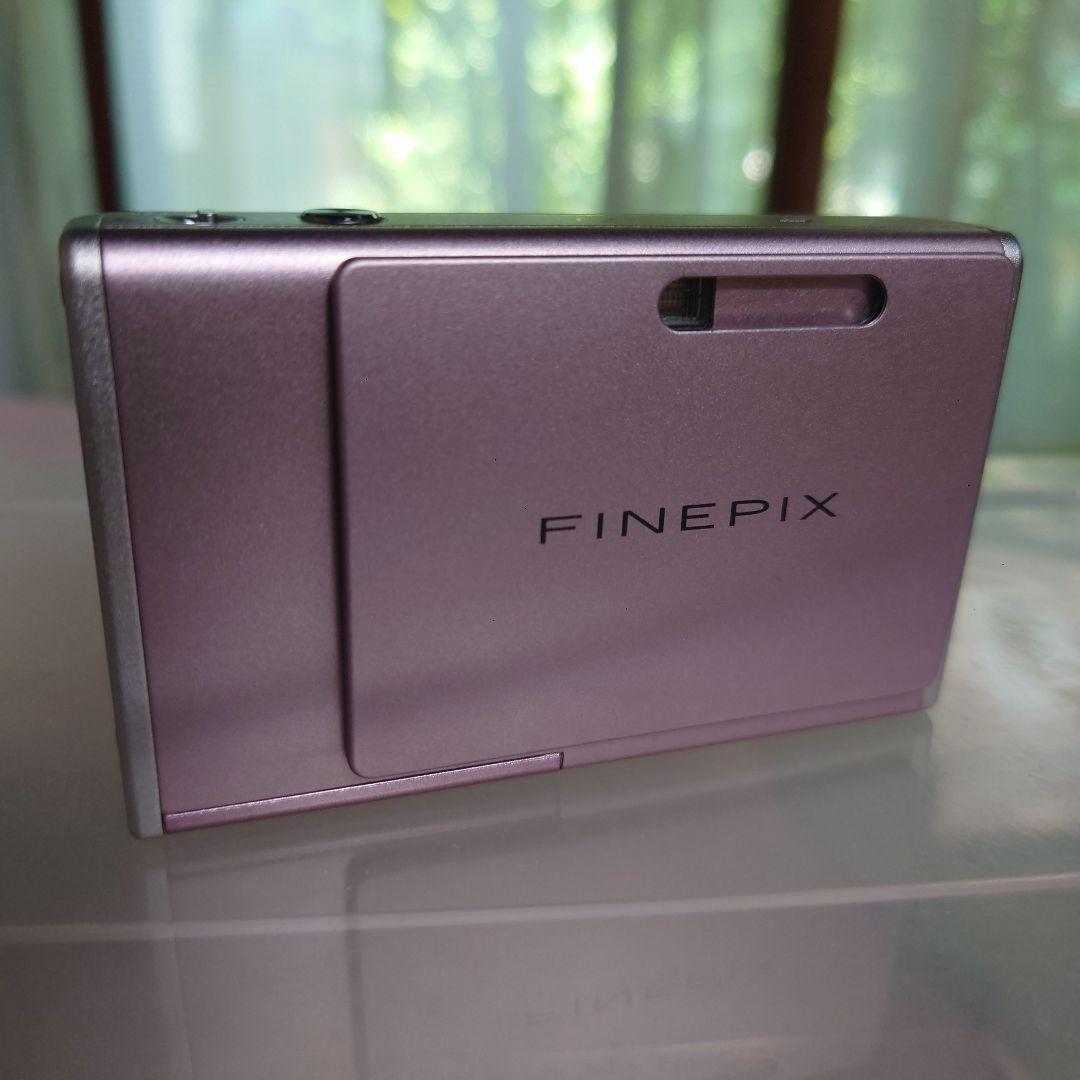 FUJIFILM FINEPIX Z3・コンパクトデジタルカメラ