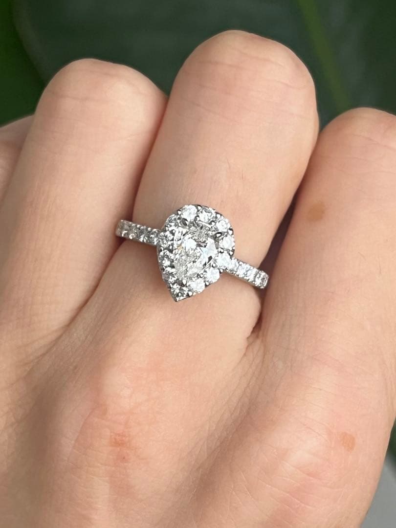 ペアシェップダイヤモンドリング