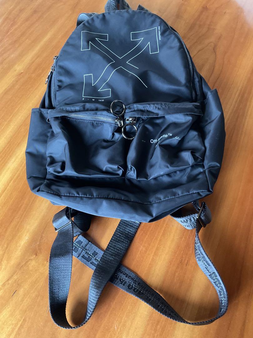 off-white リュック　オフホワイト　バッグ