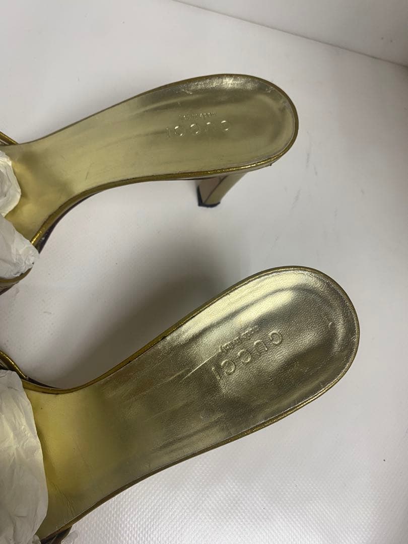GUCCI ゴールド ハイヒールサンダル GUCCI ゴールド ハイヒールサンダル