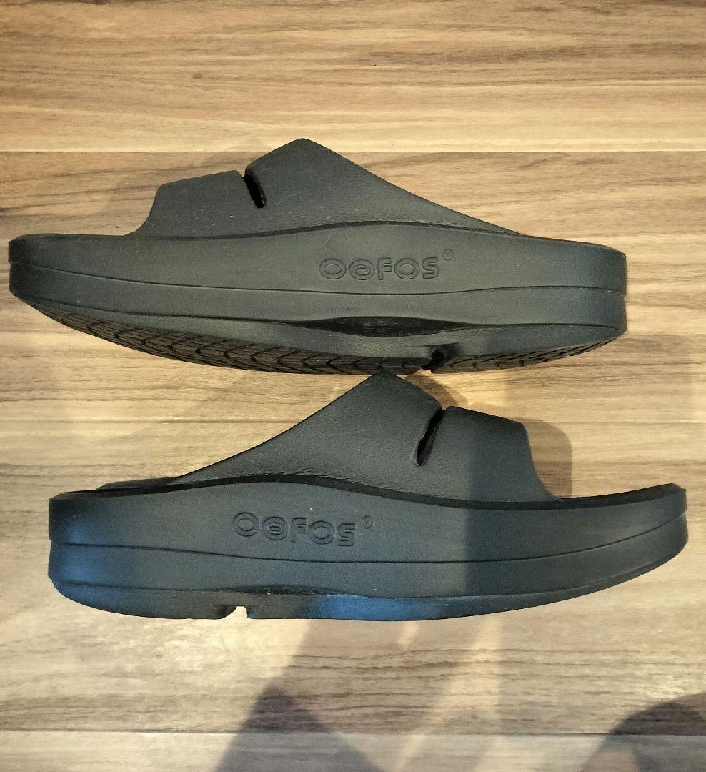【美品】OOFOS ウーフォス OOmega OOahh サンダル厚底 26cm