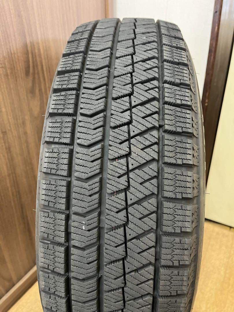 2023年製 ブリヂストン 中古冬タイヤ 175/65R15 4本セット