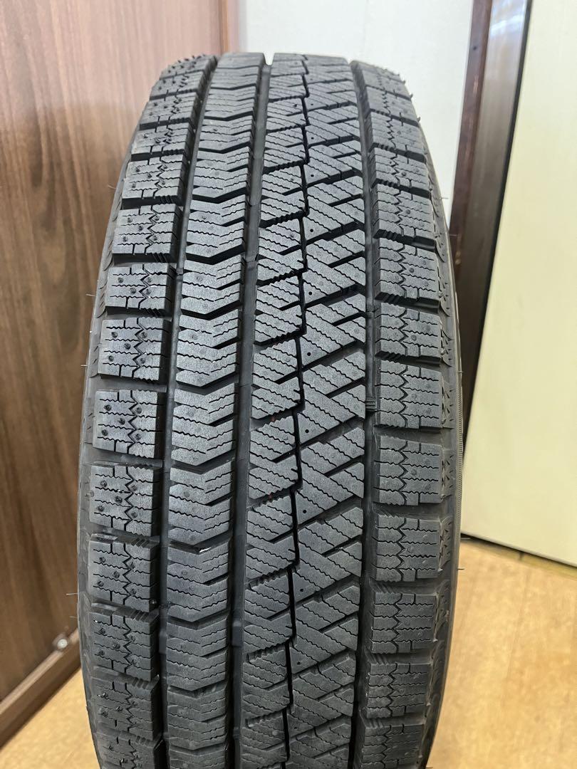 2023年製 ブリヂストン 中古冬タイヤ 175/65R15 4本セット