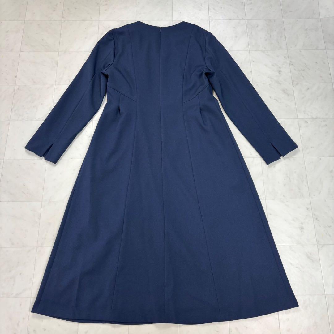 UNTITLED★美品★ スリットネック フレアワンピース<洗える> XL UNTITLED★美品★ スリットネック フレアワンピース<洗える> XL