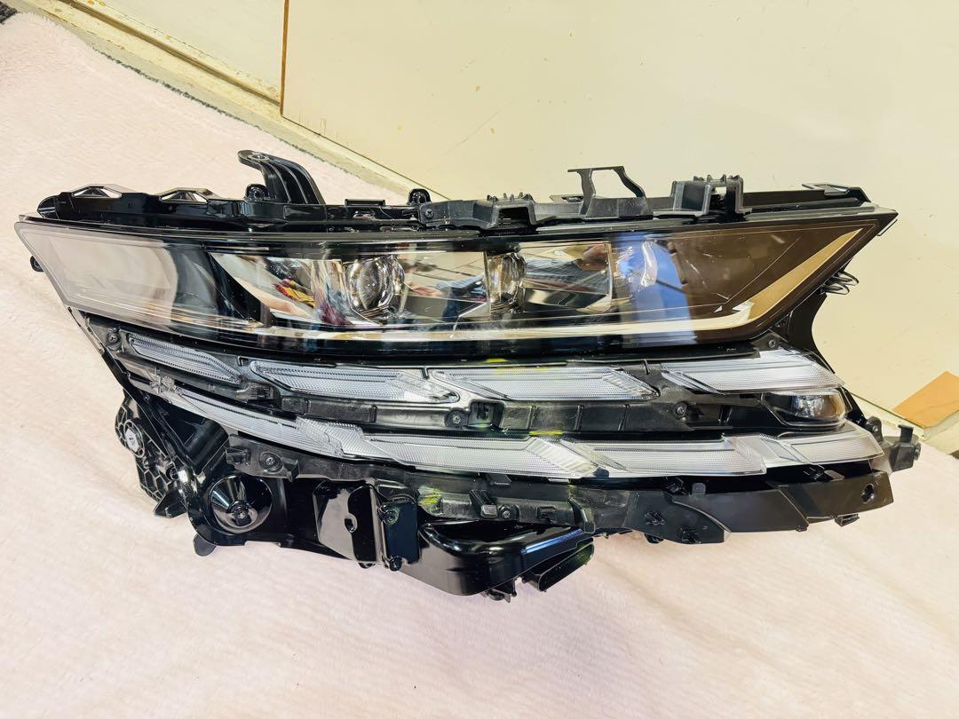 オンライン 通販車・バイク・自転車 - アルファード 40系 3眼