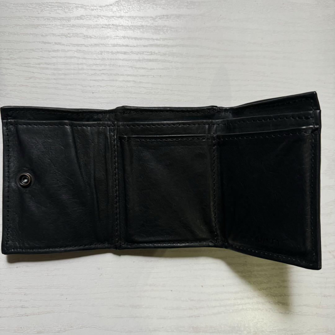 トルクアータシャチホコガ三つ折り財布（ジュエリーセレクト