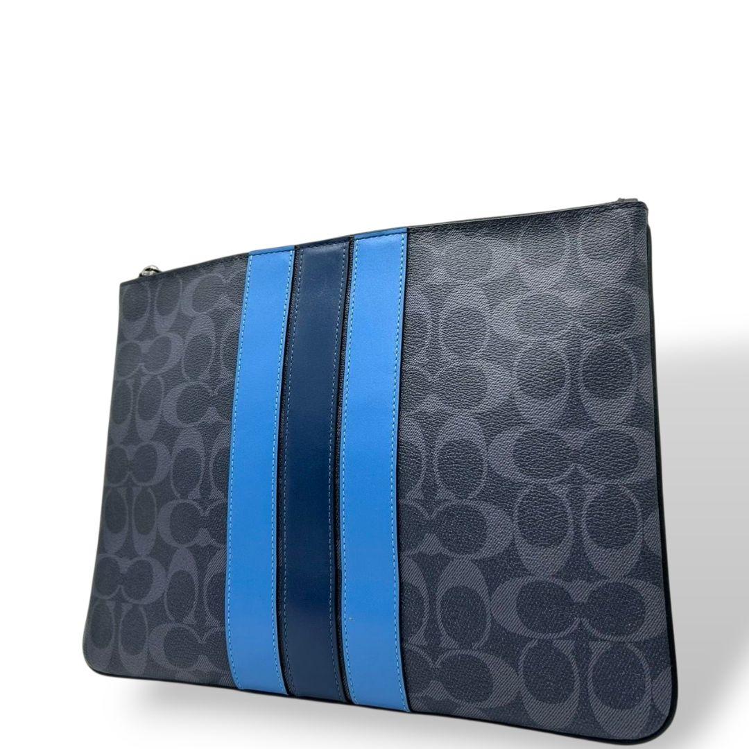 【美品】COACH　クラッチバッグ　PVC　シグネチャー　ブラック 極美品✨COACH クラッチバッグ セカンドバッグ シグネチャー PVC 黒