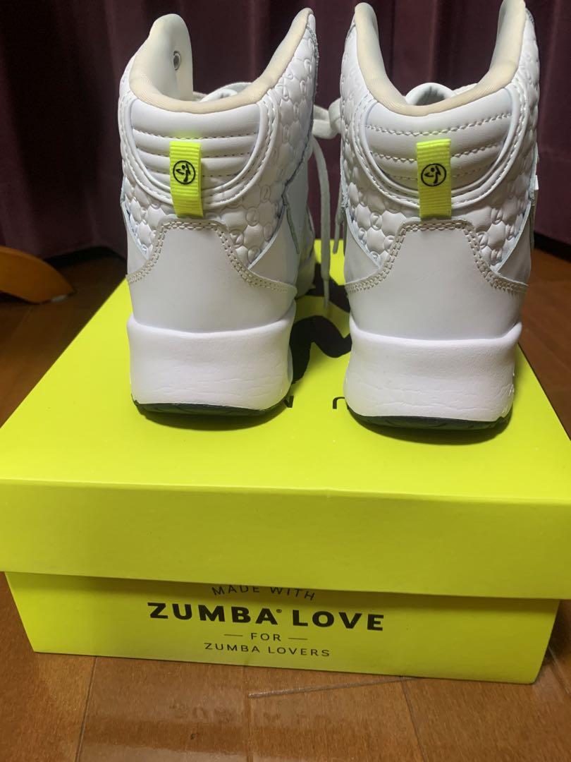 ZUMBAシューズ