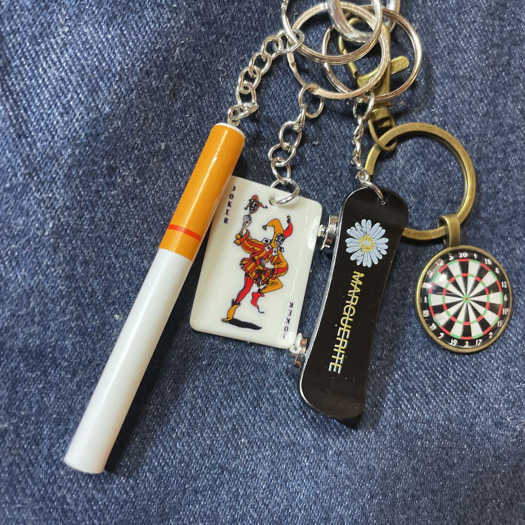 数量限定】キーホルダーストリートビンテージ4点 HUF sttusy - メルカリ 数量限定】キーホルダーストリートビンテージ4点 HUF sttusy - メルカリ