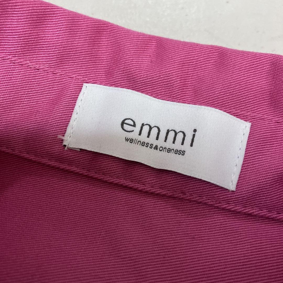若者に人気のブランド emmi atelier 24SS ewcルーズシルエットシャツ トップス