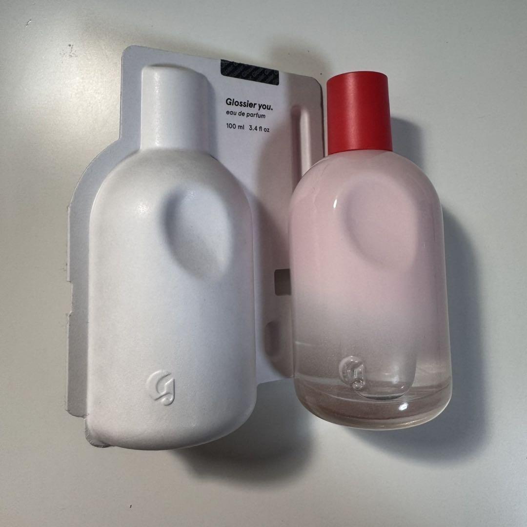 Glossier You 香水 オールドパルファム