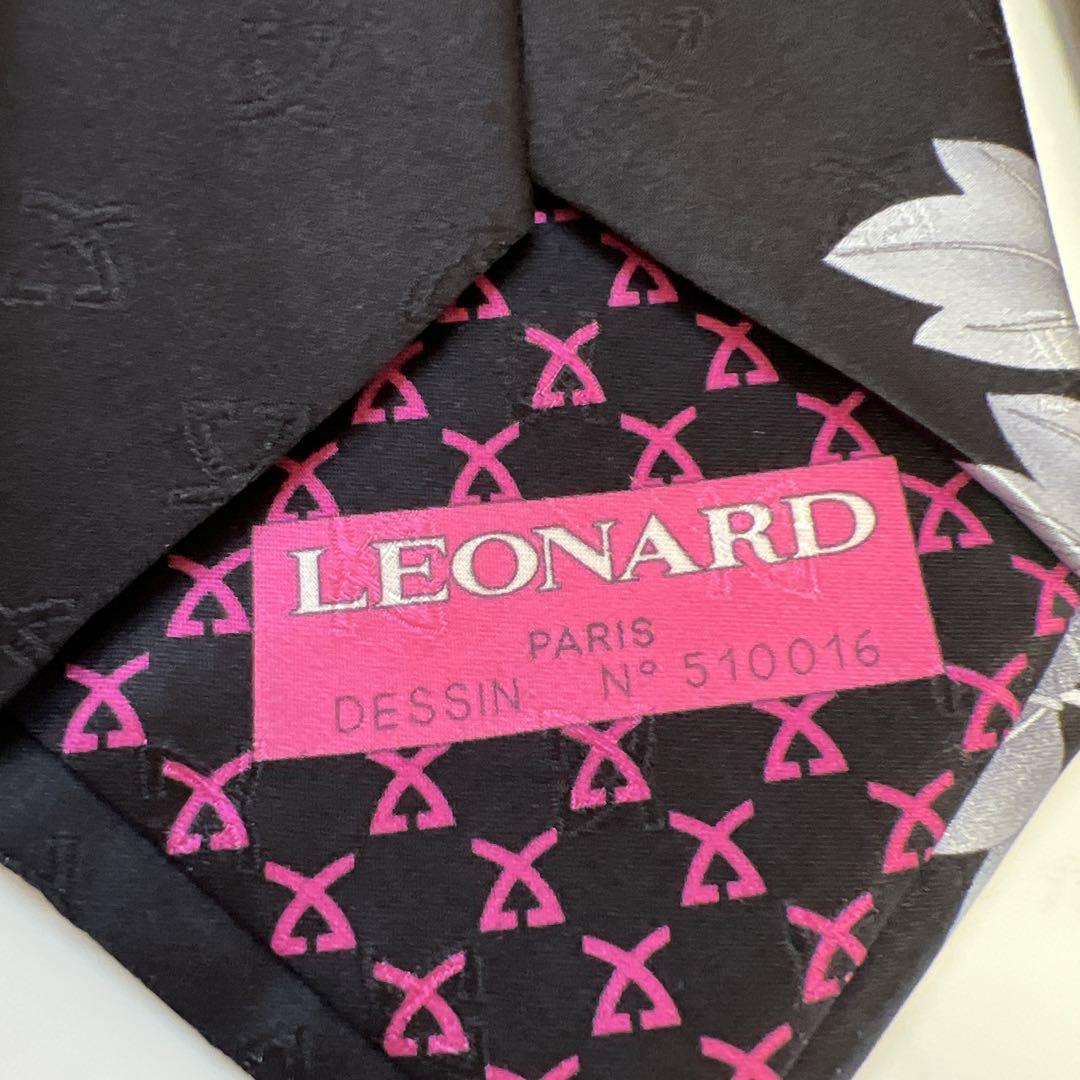 【値下げ！希少・美品】LEONARDレオナール/ネクタイ/花柄 黒地