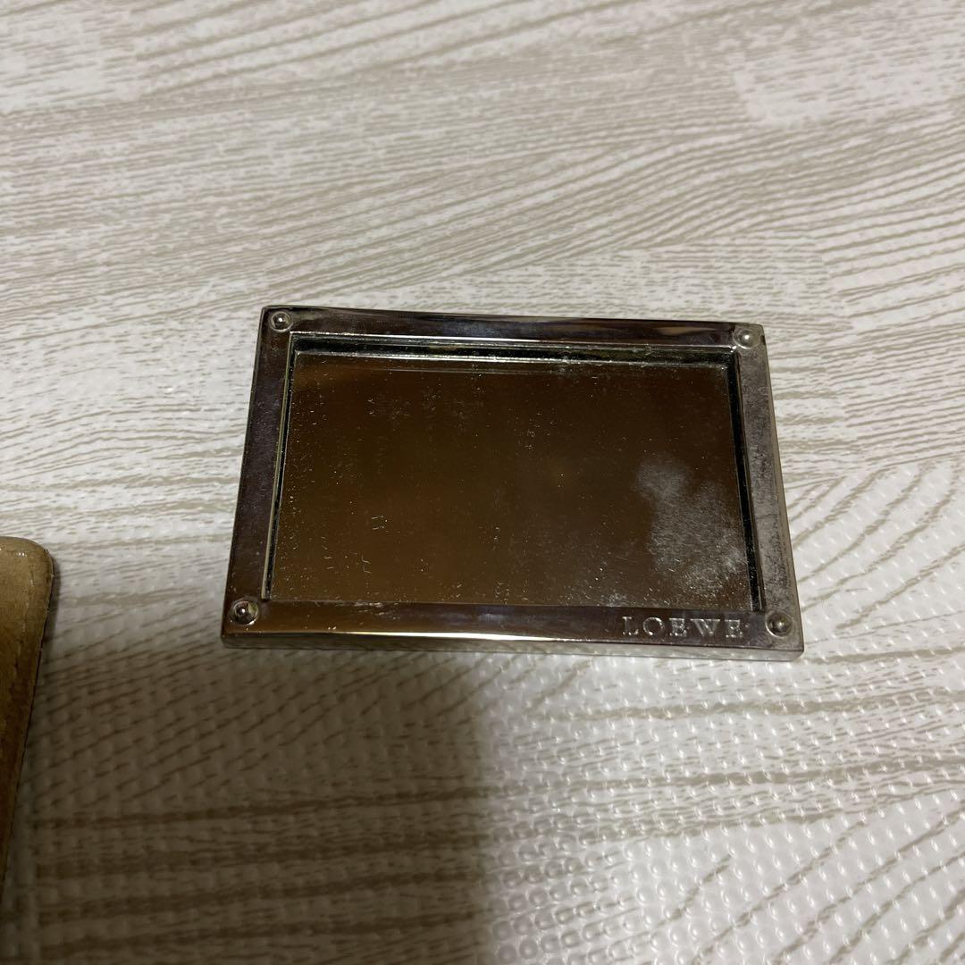 LOEWE コンパクト 鏡