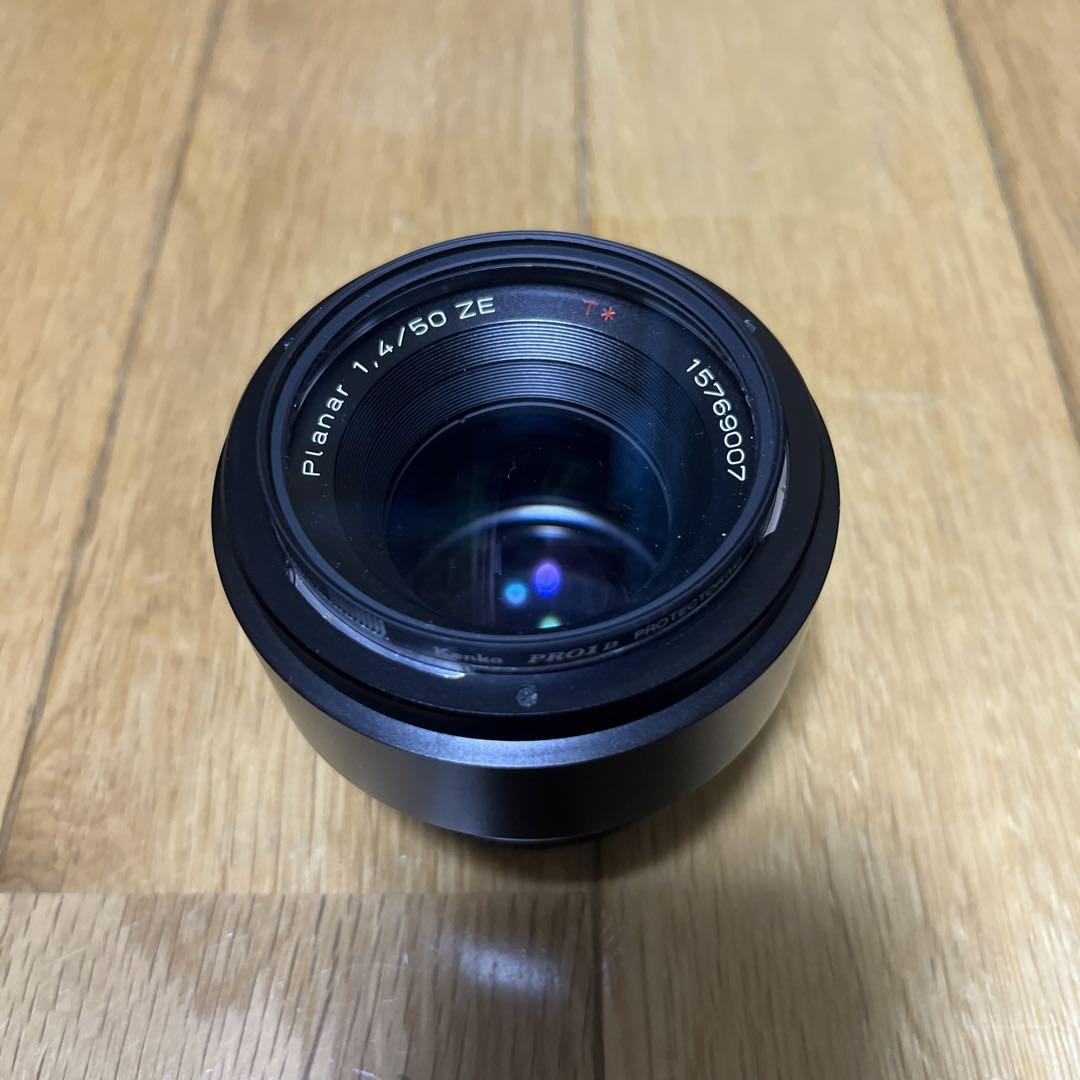 Carl Zeiss Planar T* 50mm F1.4 ZE/フィルター付