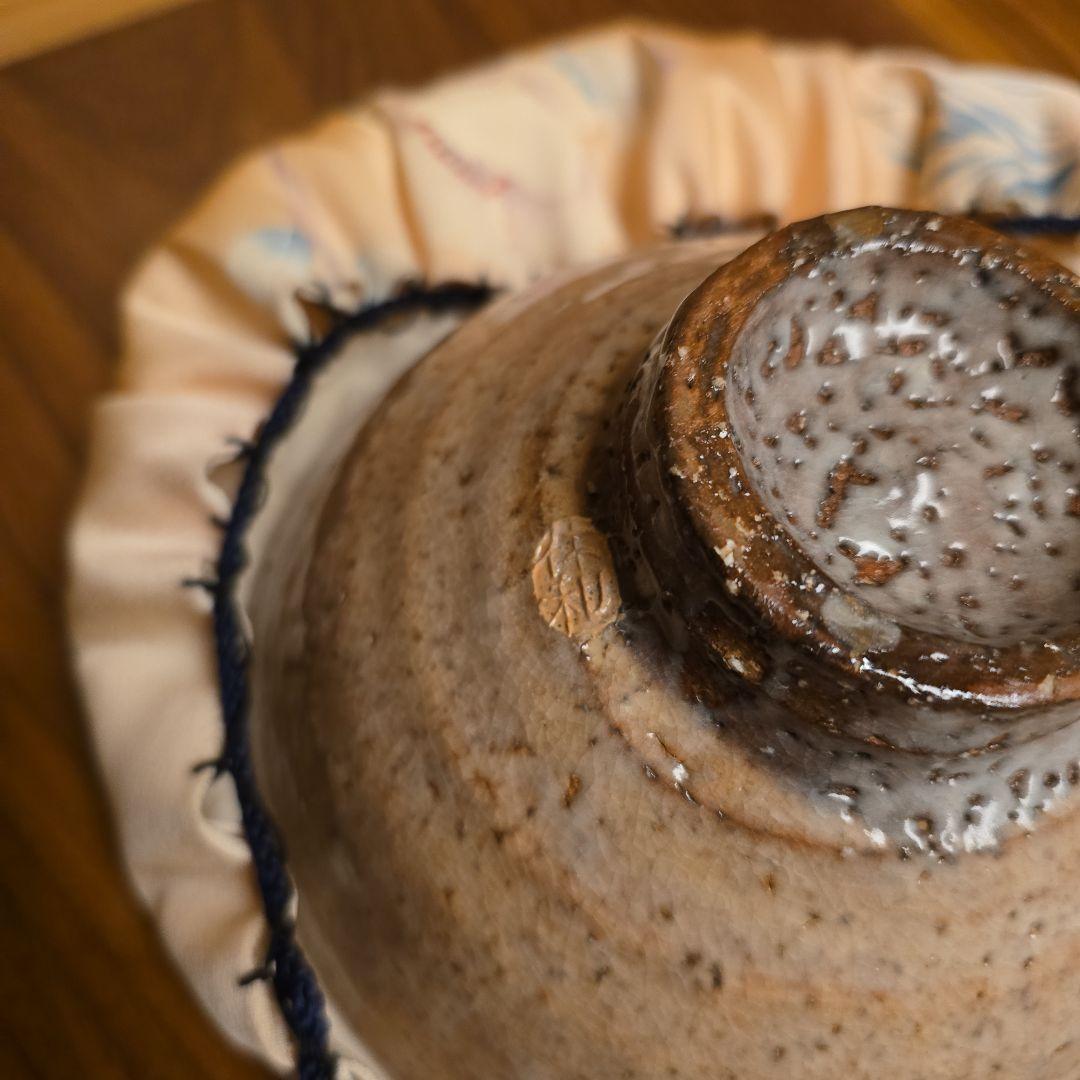 三輪清雅 萩焼 白萩茶盌 共箱栞 抹茶碗 抹茶茶碗 茶道具 茶器 食器 工芸品 三輪清雅 萩焼 白萩茶盌 共箱栞 抹茶碗 抹茶茶碗 茶道具 茶器