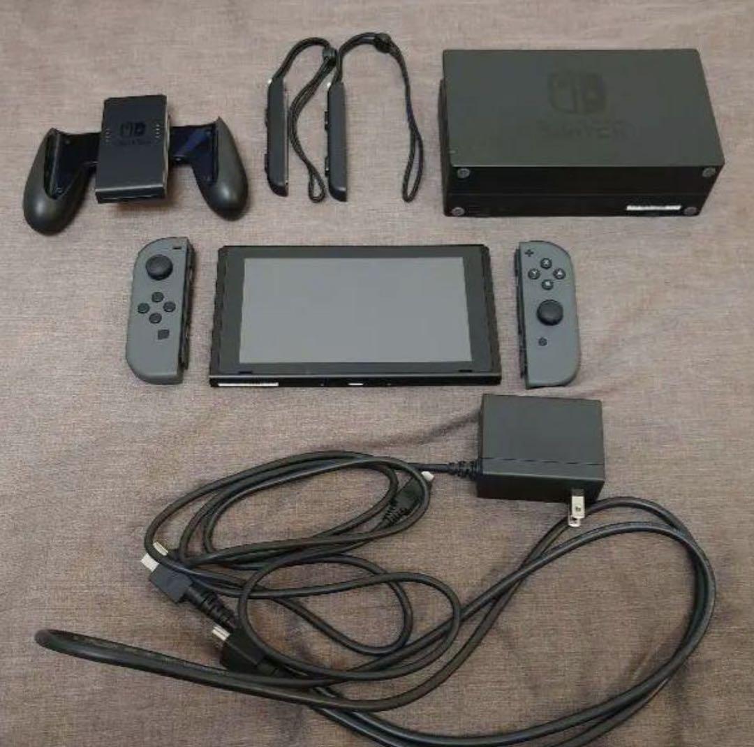 Nintendo Switch グレー 本体 + ポーチ Nintendo Switch グレー 本体 ポーチセット - メルカリ