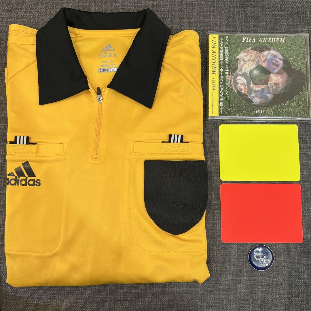 美品】サッカー審判服/FIFA CD/カード/トスコイン（両面