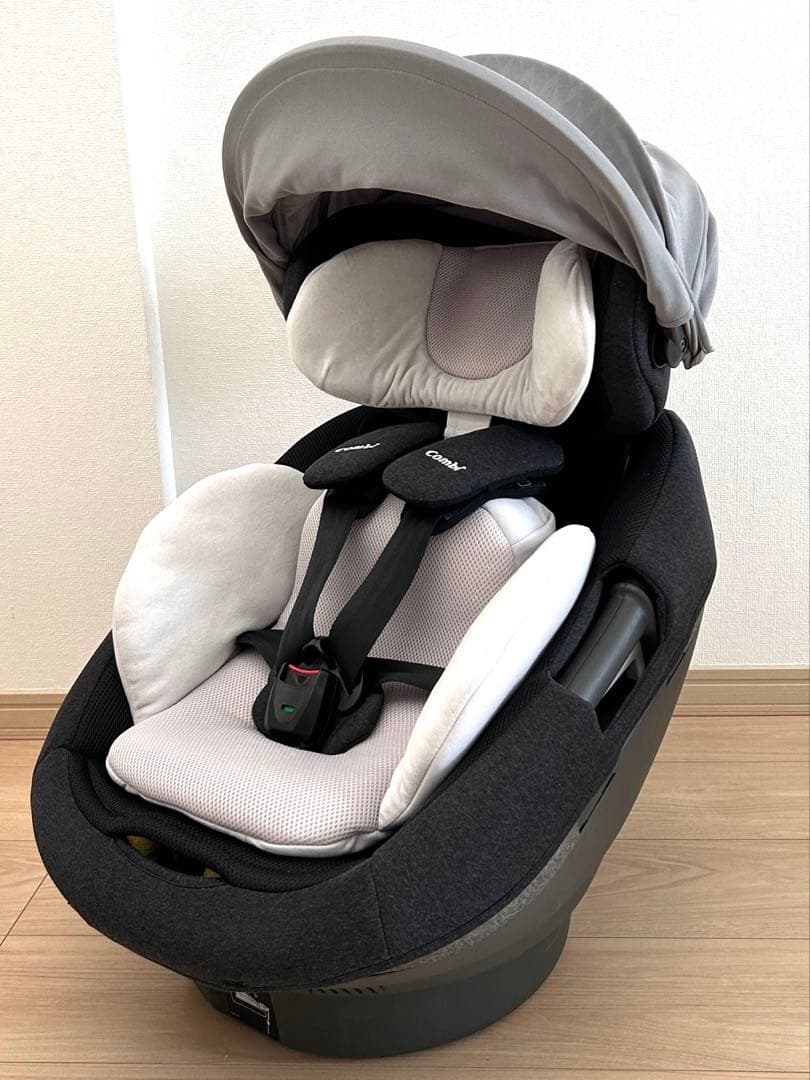 【美品】Combi チャイルドシート ISOFIX CG-TRL ZA-670
