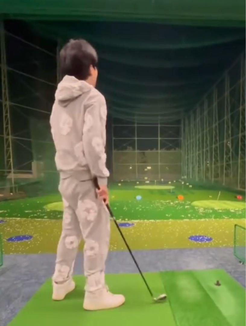 urkoolパーカー