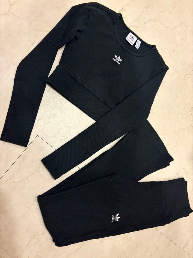 adidas ブラック セットアップ XS