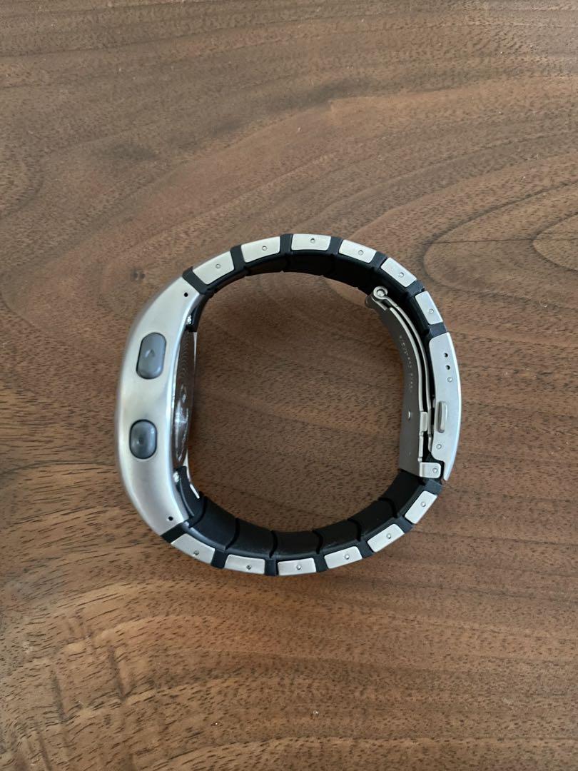 希少 NIKE TRIAX WATCH NIKE時計 ステンレスベルトy2k