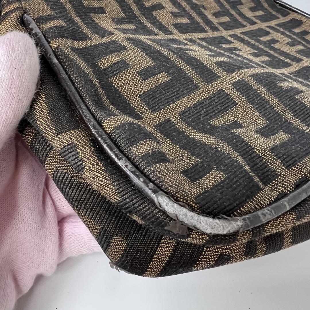 【訳ありお買い得品】FENDI❤フェンディ ズッカ ポーチ ブラウン