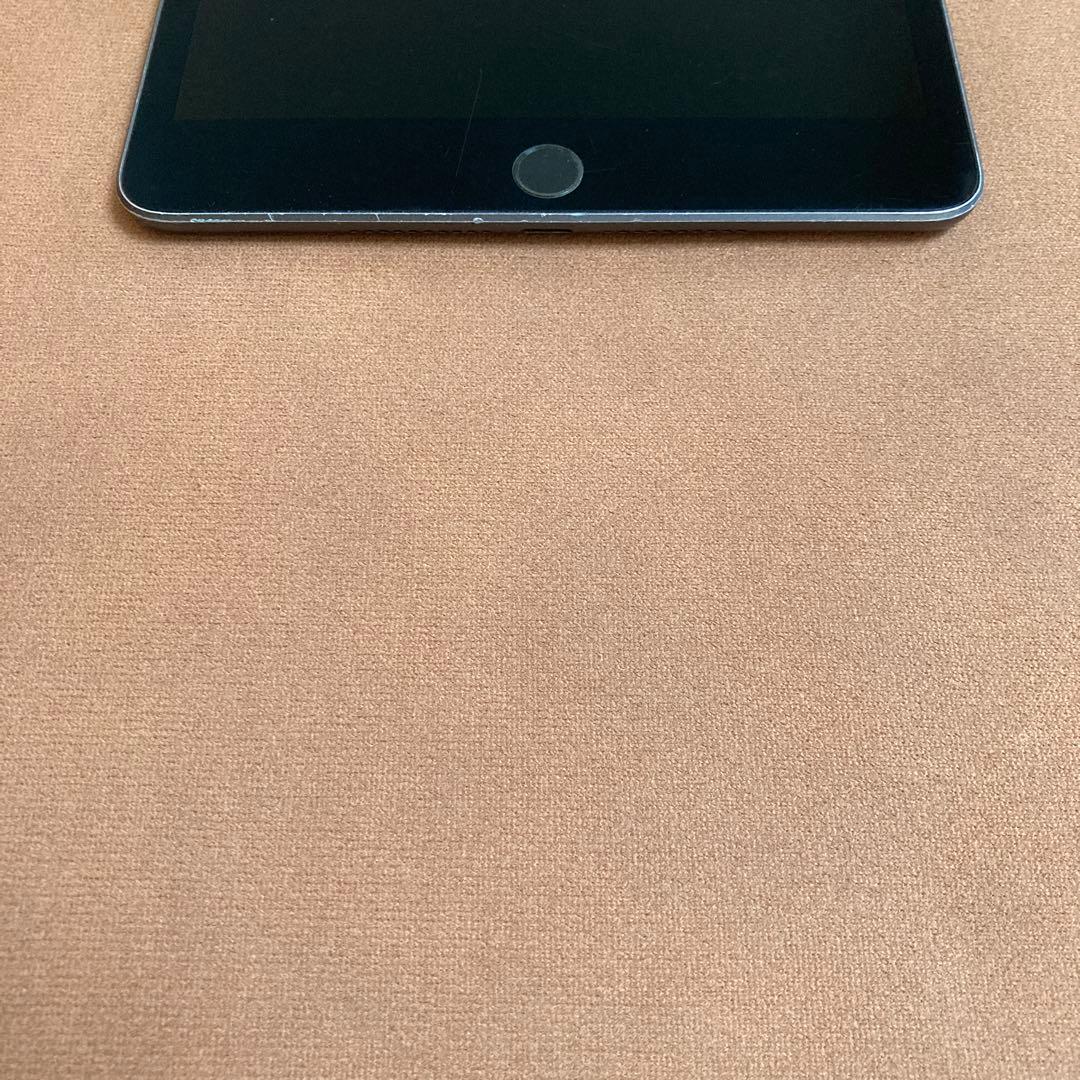 3551【早い者勝ち】電池最良好☆iPad mini5 64GB WIFIモデル 3551【早い者勝ち】電池最良好☆iPad mini5 64GB WIFIモデル