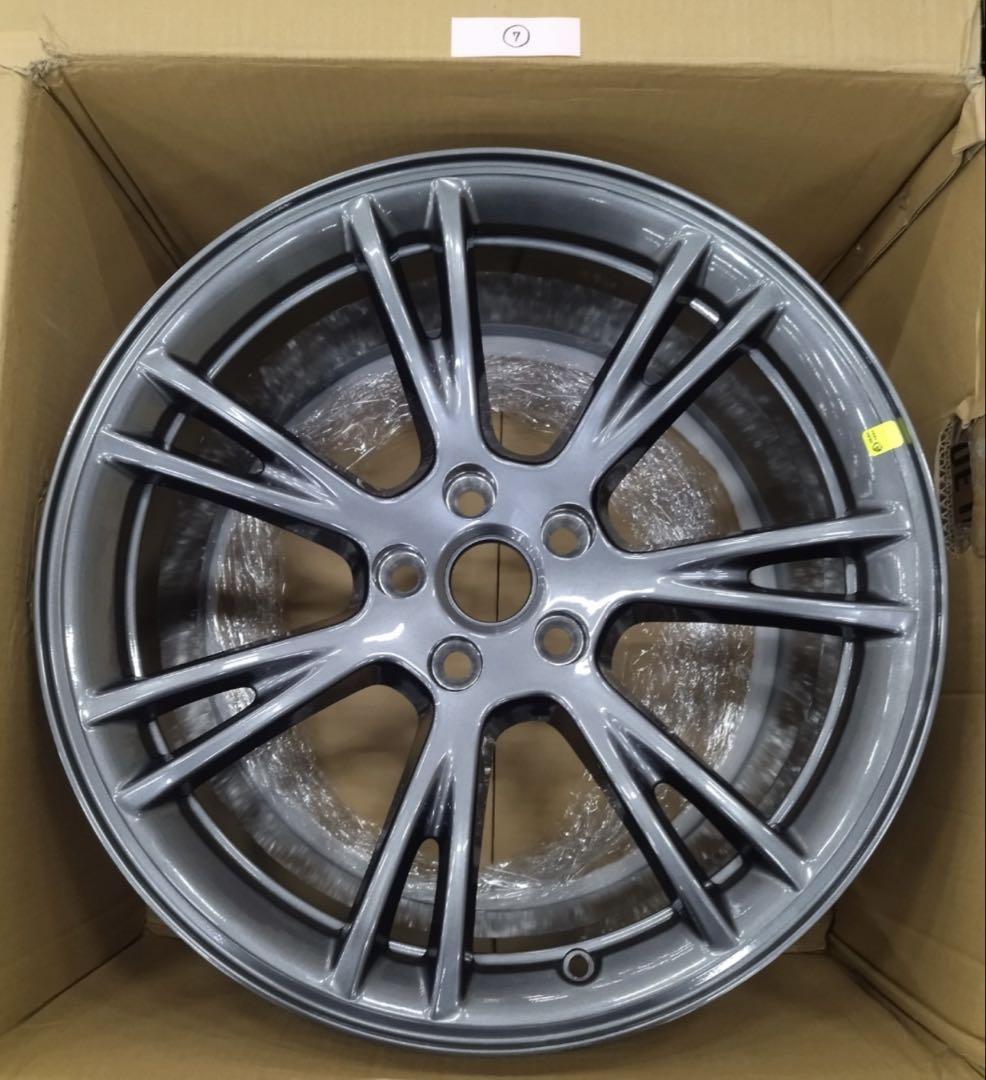 teamlotusさん　テスラ純正　モデルy 19インチ　新車外し　ホイール4本