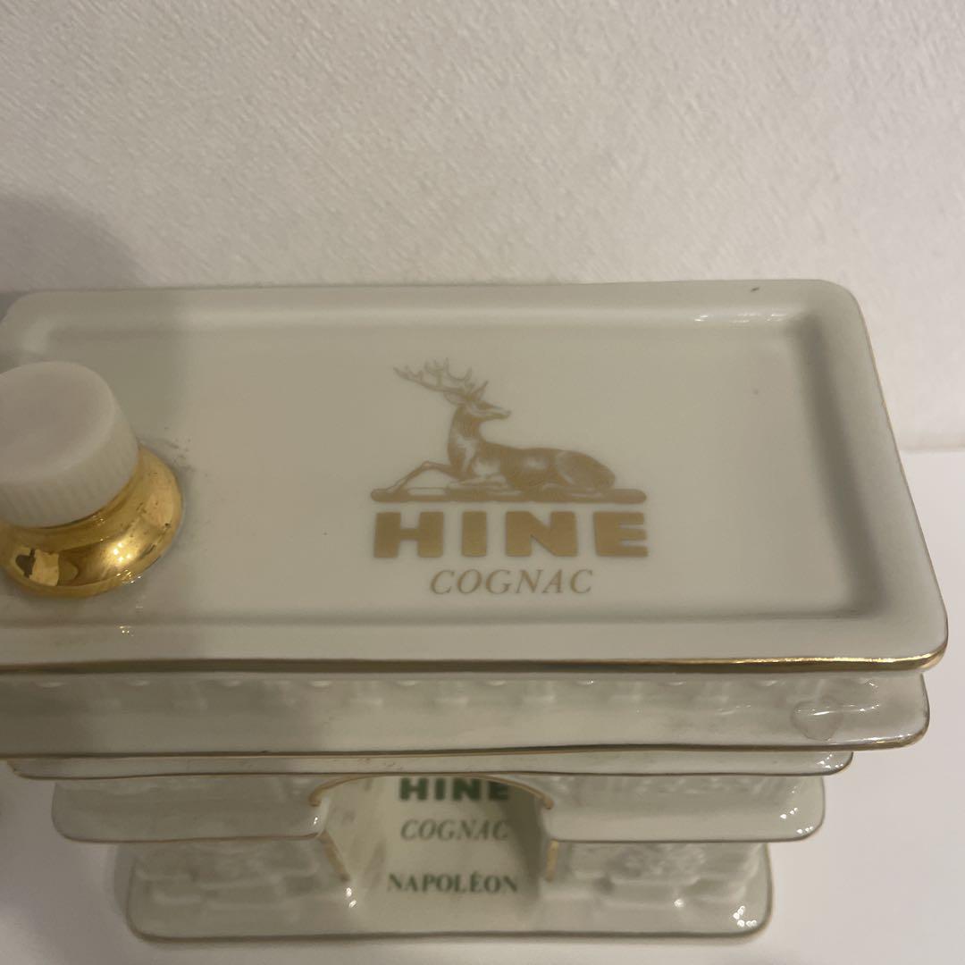 ハインナポレオン コニャック 凱旋門　陶器ボトル