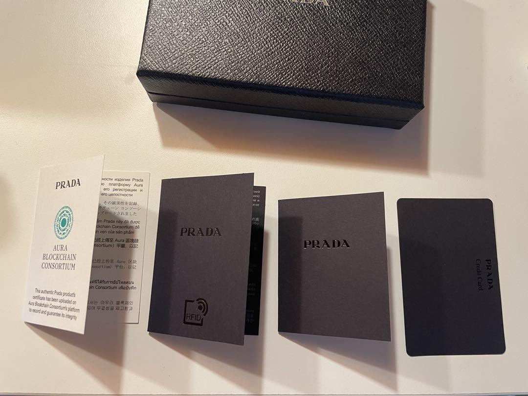 【極美品】Prada プラダ コインケース ファスナー ブラック 革
